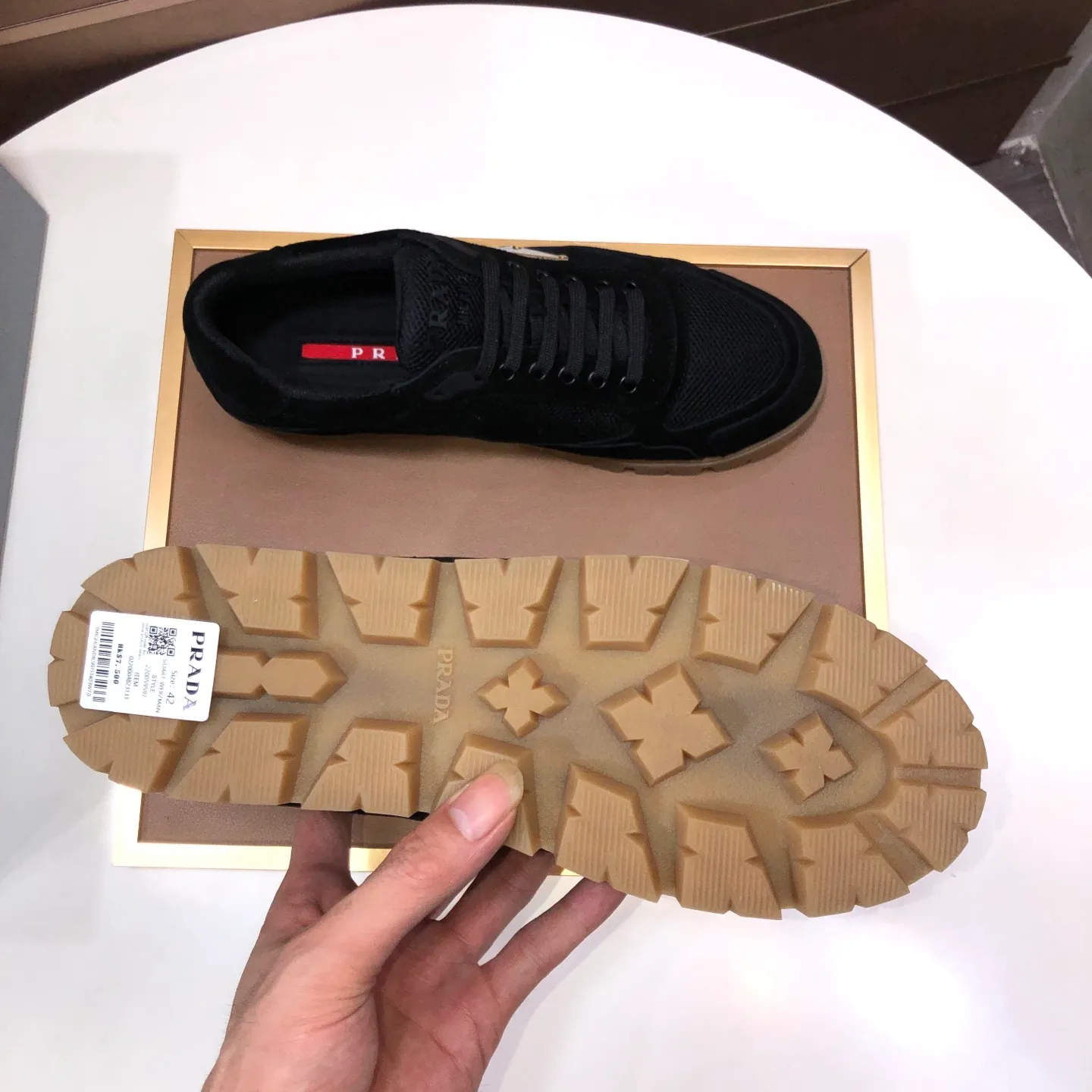 Men's shoes 💰540💰[PRADA] Top original, new season, high-quality original cow products, top imported calfskin with original imported glue, imported cowhide inside with original cowhide feet, original outsole! Quality guaranteed! Code 38-45 (45 customized)